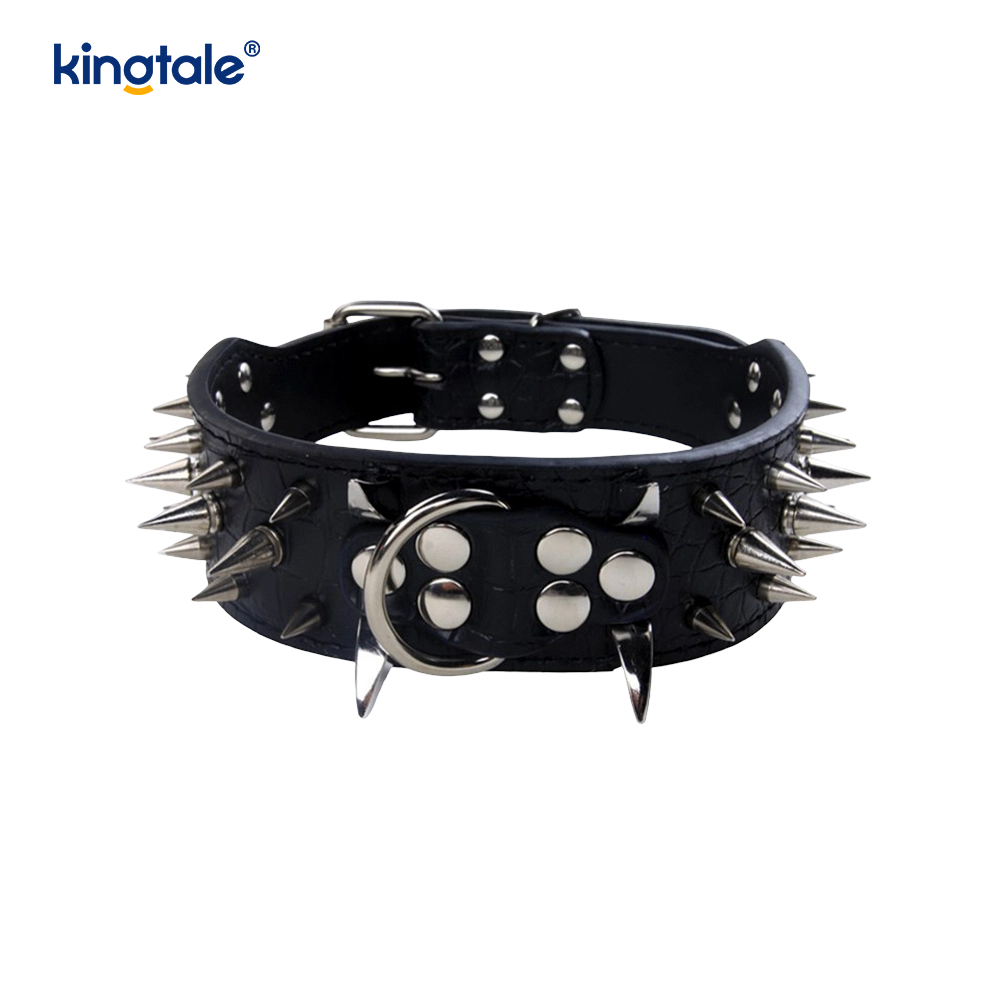 Scharfes Hundehalsband mit Spikes und Nieten. Stilvolle Hundehalsbänder aus Leder