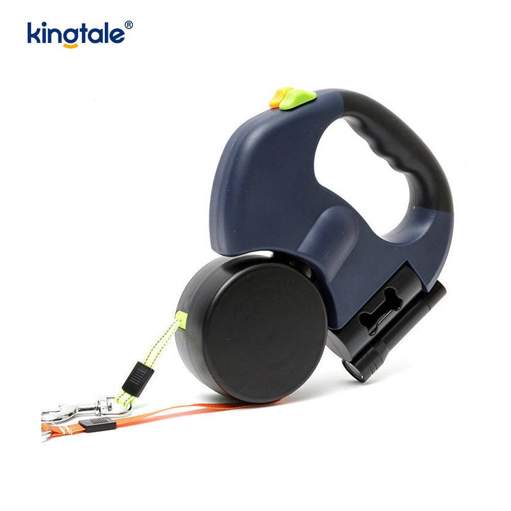 Um 360 Grad einziehbare Doppel-Hundeleine mit LED-Licht